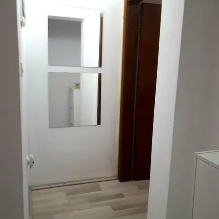 Apartment M&i *